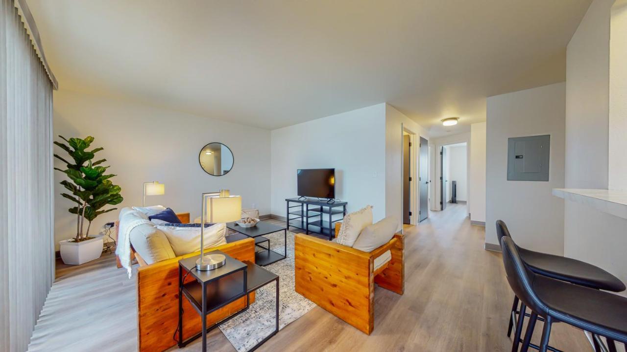 Modern Lofts At Aria 3 Apartment